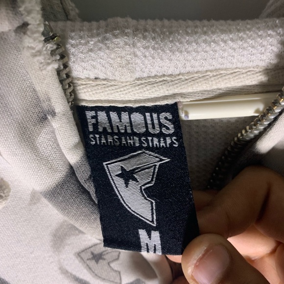 ‼️RARE‼️ Famous stars and straps aop skull print hoodie - Picture 8 of 14